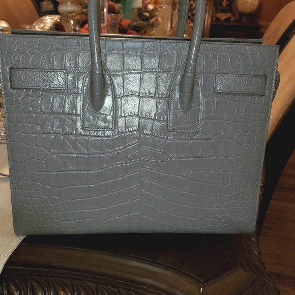 SOLD Yves Saint Laurent Baby Sac de jour croc embossed bag - Picture 6 of 15